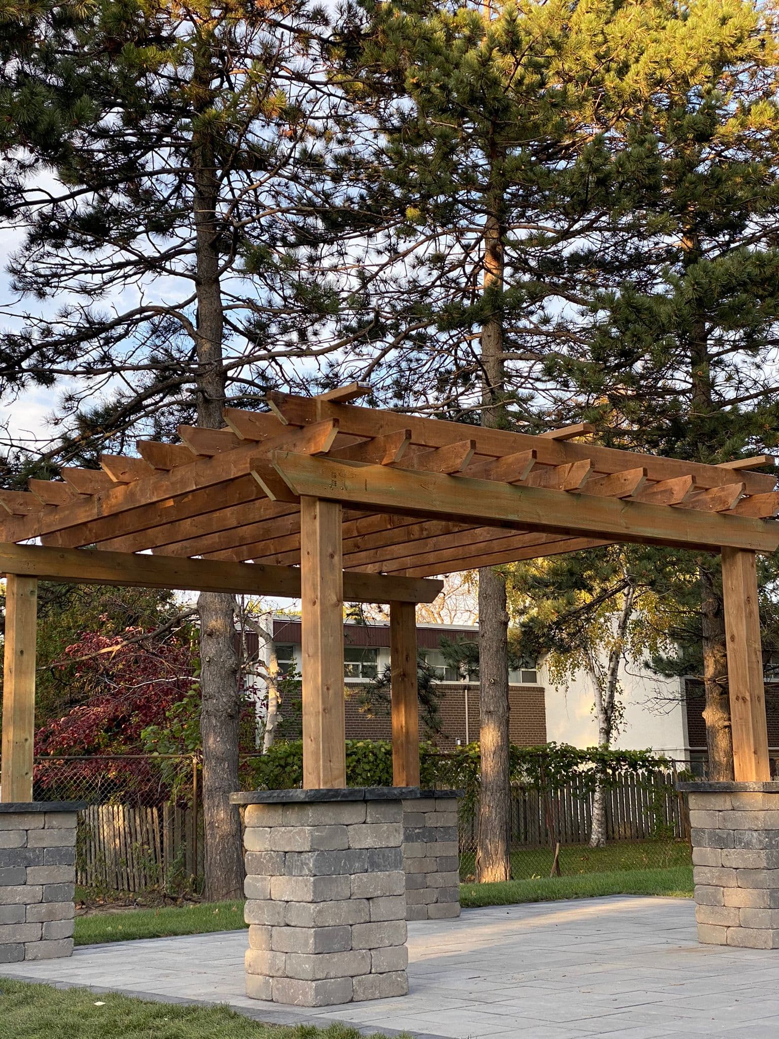 Gazebos & Pergolas project photo 1